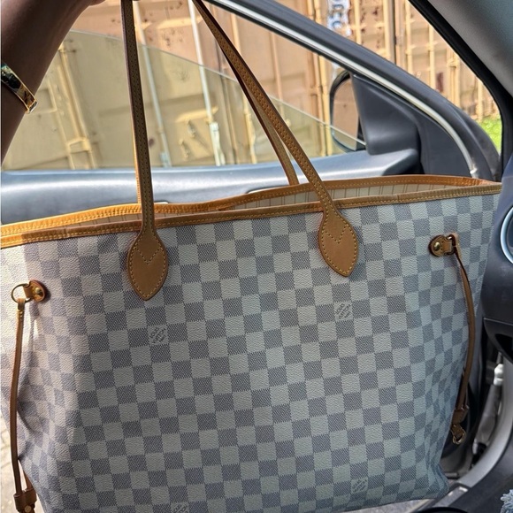 Louis Vuitton Handbags - Louis Vuitton Tan and White Checkered Tote